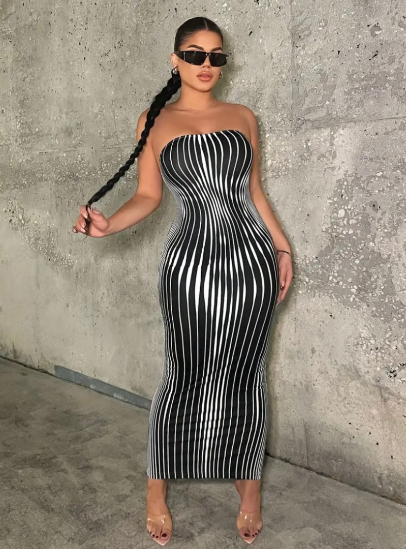 “Love Struck” bodycon tube dress