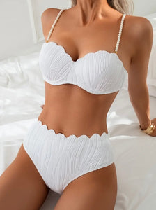 Trendy chic shell, pearl bikini