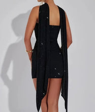 Load image into Gallery viewer, Fashion tube dress and scarf