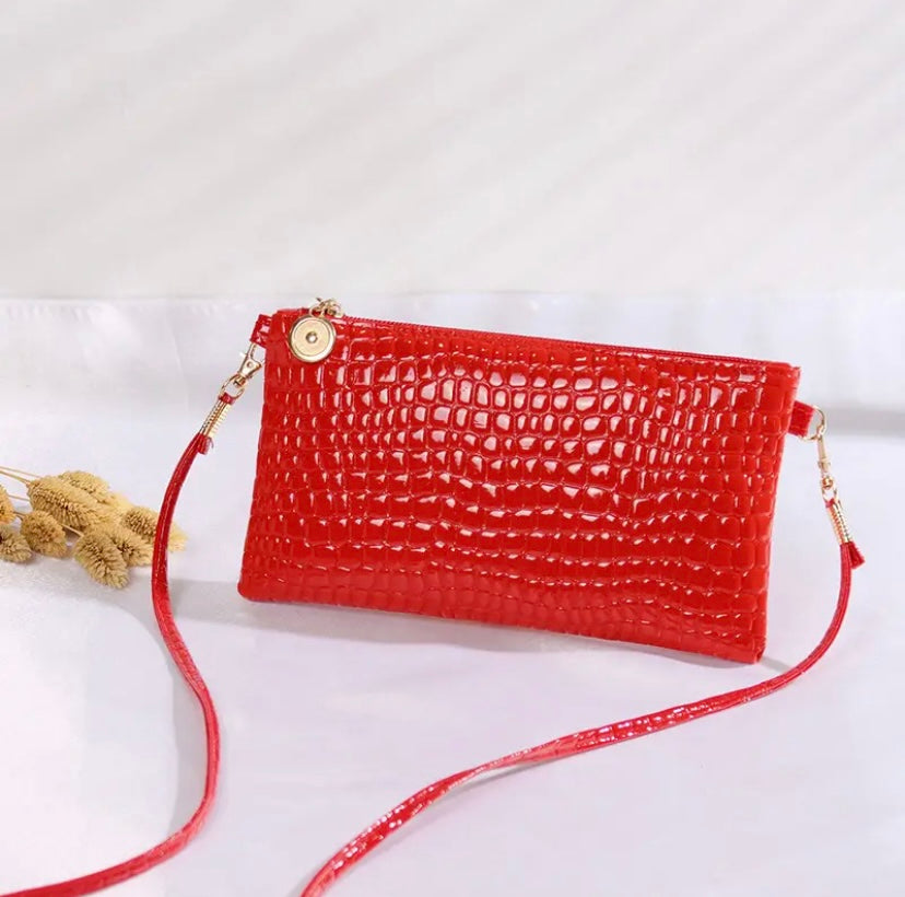 “Chic” crocodile embossed hand bag